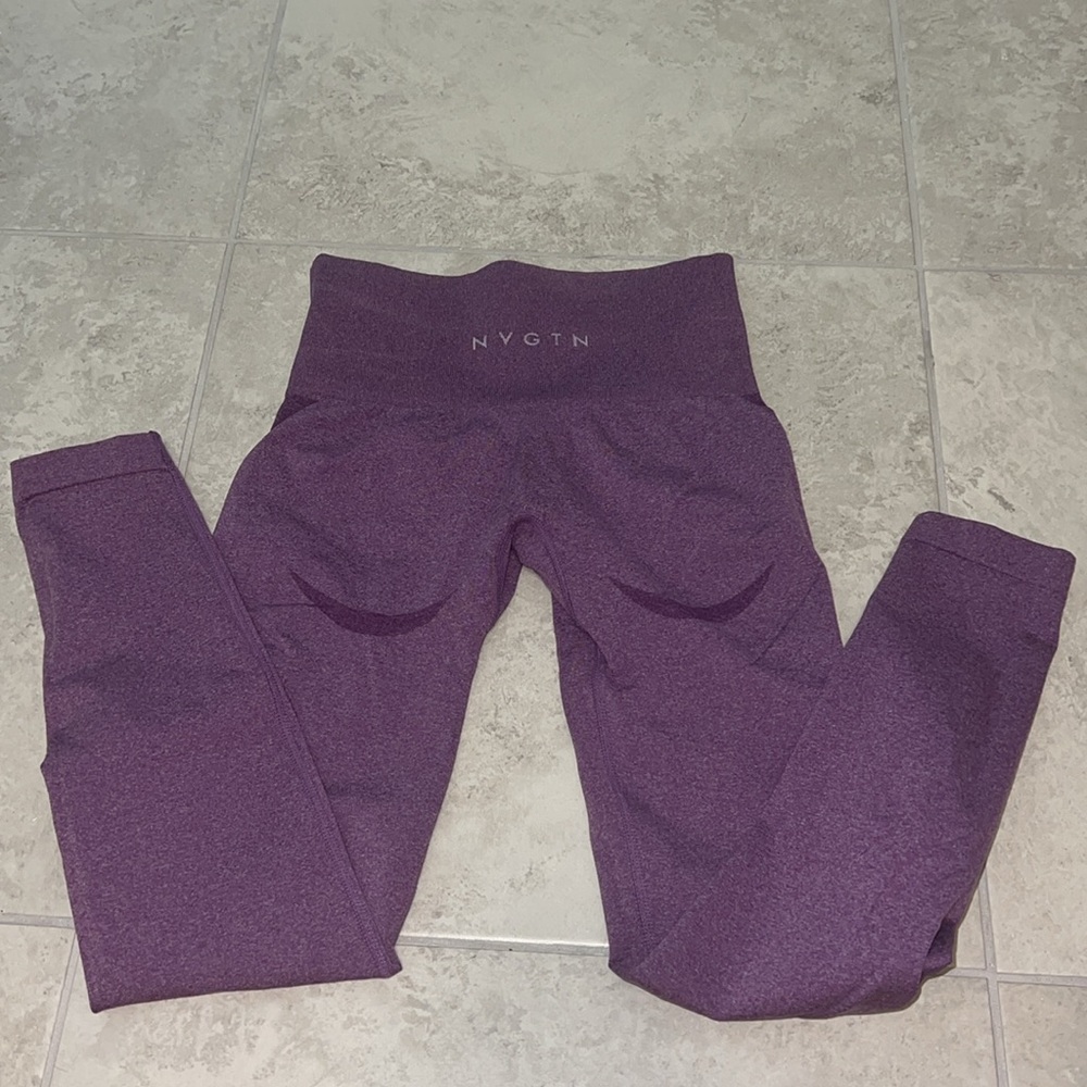 NVGTN. Violet Contour Seamless XS